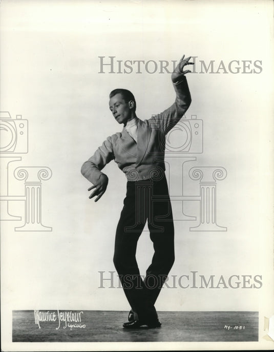 1942 Press Photo Paul Draper - Historic Images