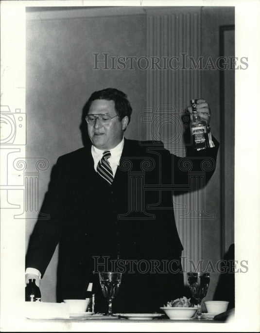 1982 Press Photo Dan Coughlin editor of the Plain Dealer - Historic Images