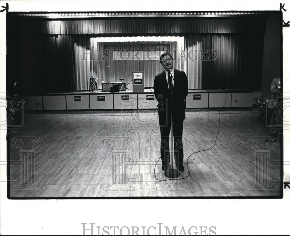 1982 Press Photo Richard F. Celeste - Historic Images