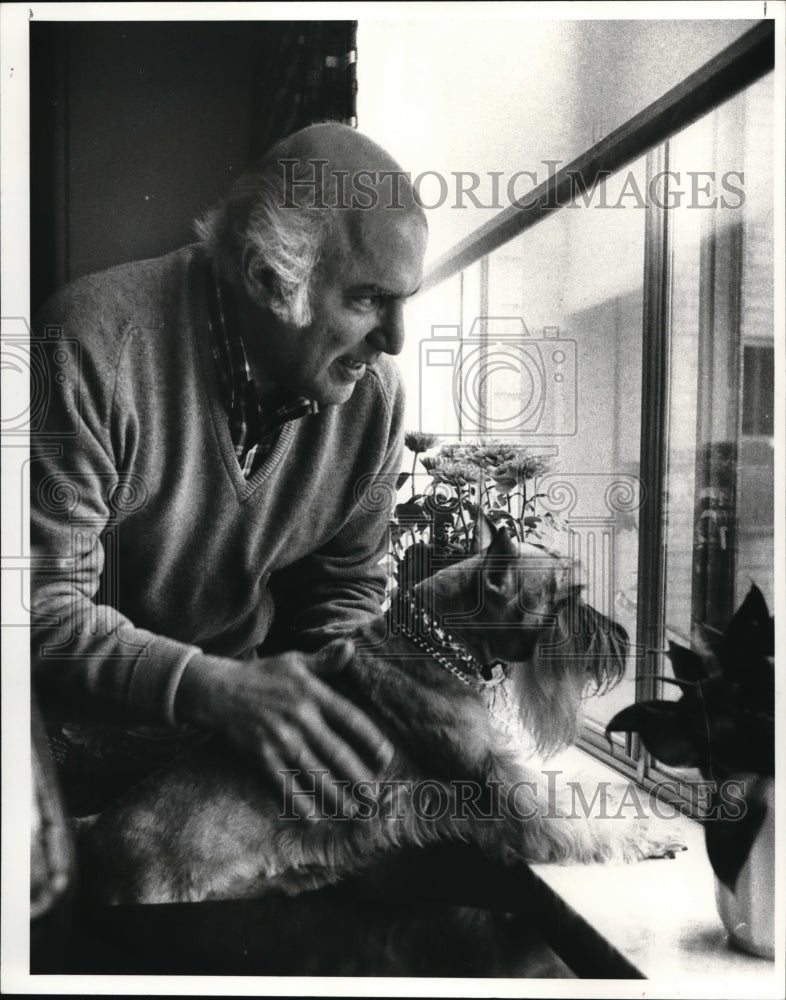 1983 Press Photo Harlan Diamond Executive Caterer - Historic Images