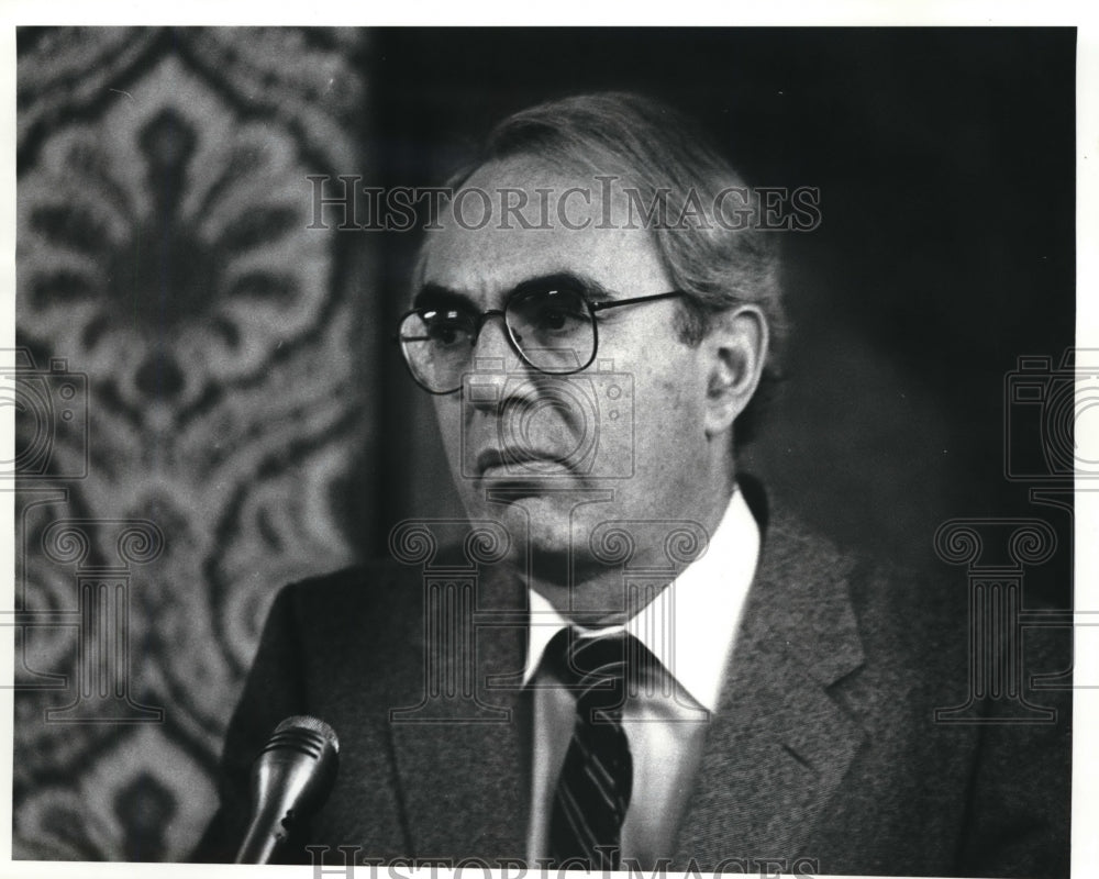 1982 Press Photo Allan E Gotlieb Canadian Ambassador to US - Historic Images