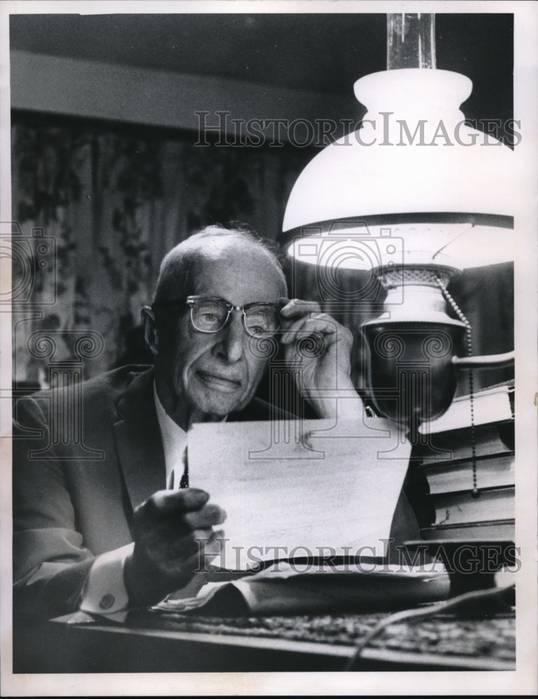 1966, Carl D Friebolin with a Medical-legal note went back to work - Historic Images