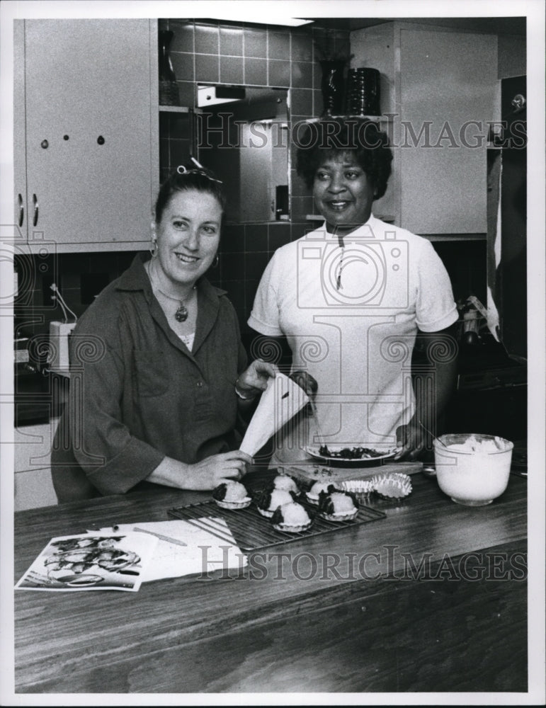 1979 Press Photo Janet Berghle French - Historic Images