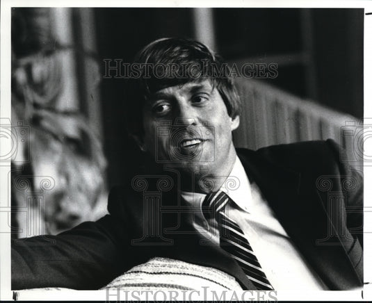 1985 Press Photo Howard E. Feguson Condominium Developer. - Historic Images