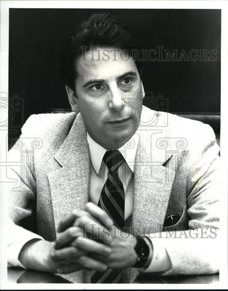 1987 Press Photo Brian Garson Acting Pres Fisher Foods - Historic Images