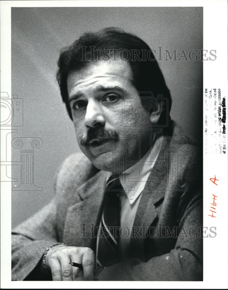 1989 Press Photo Highland Hts. Law Director Dale C. Feneli - Historic Images