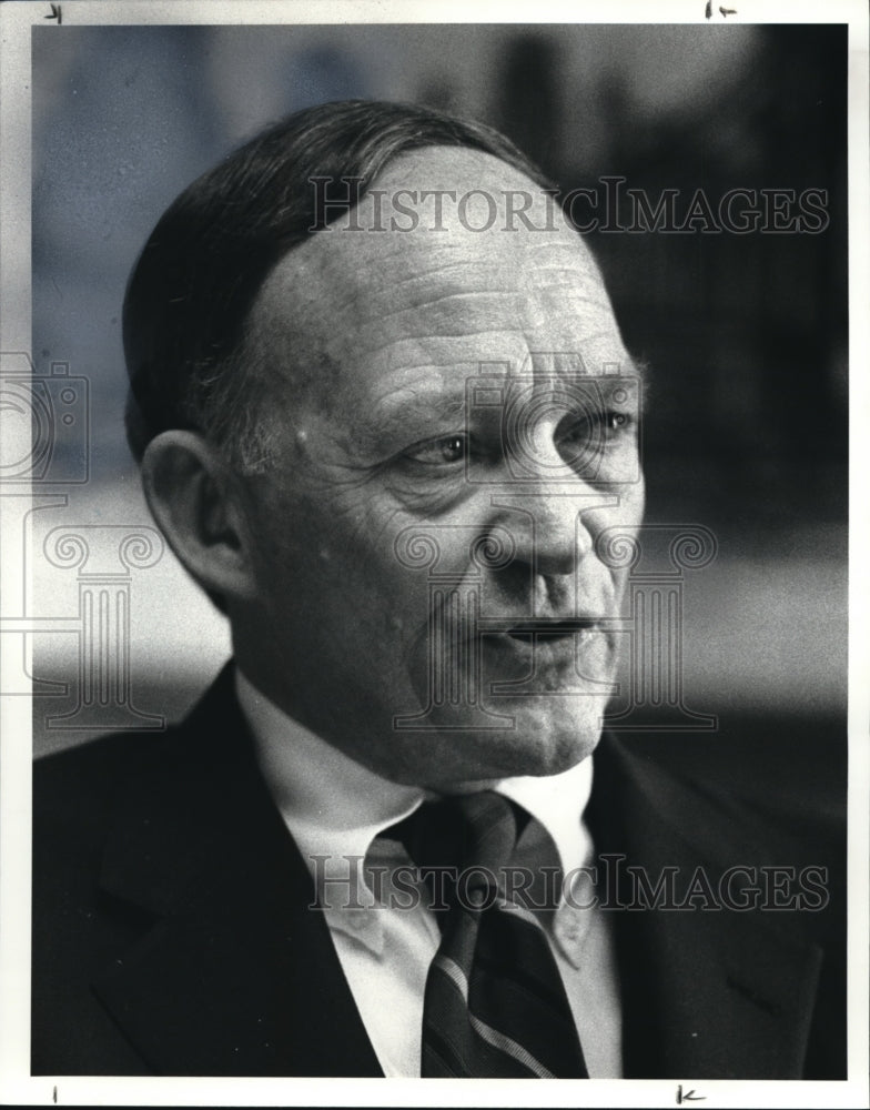 1983 Press Photo John H. Gherlein, President of Bar Assoc. of Greater Cleveland - Historic Images