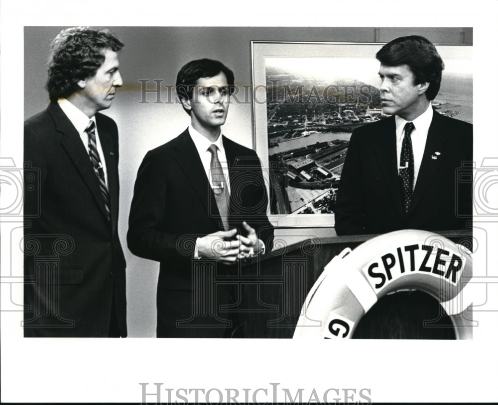 1988 Press Photo Attorney ANthony Giardini - Historic Images