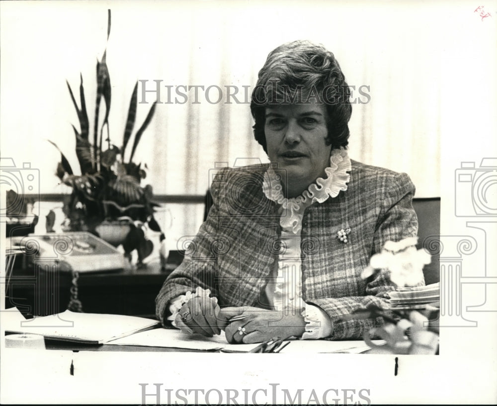 1982 Press Photo Nancy L. Graf Welfare Department Leader - Historic Images