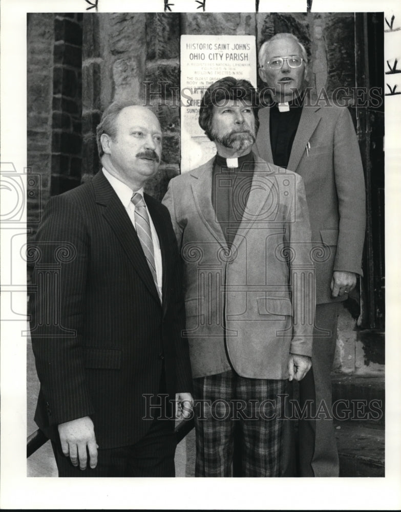 1984 Press Photo Oldest church in country John Cumperman and Rev. Wilbut Ellis - Historic Images