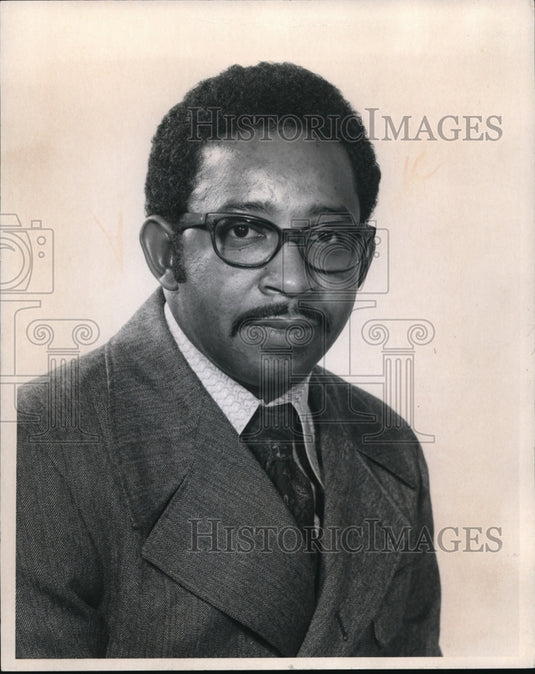1971, Millard England Advertising service manager P.D - cva13228 - Historic Images