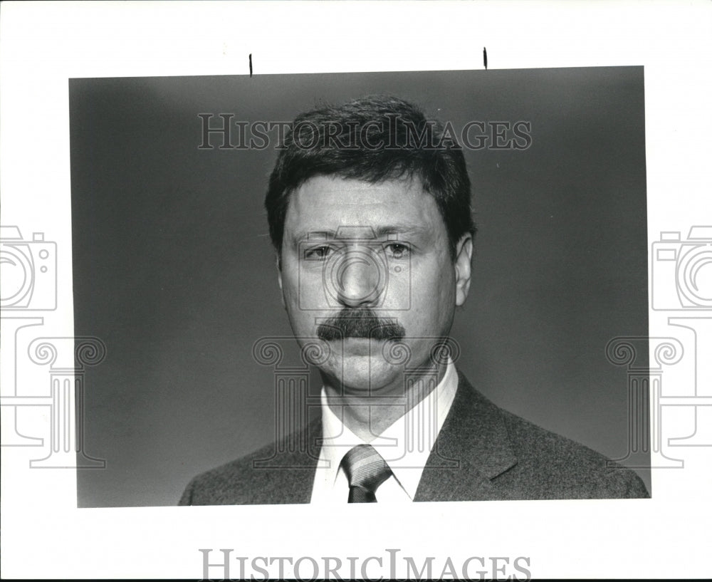 1985, Steven Elmquist, Cleveland Research Laboratories - cva13394 - Historic Images