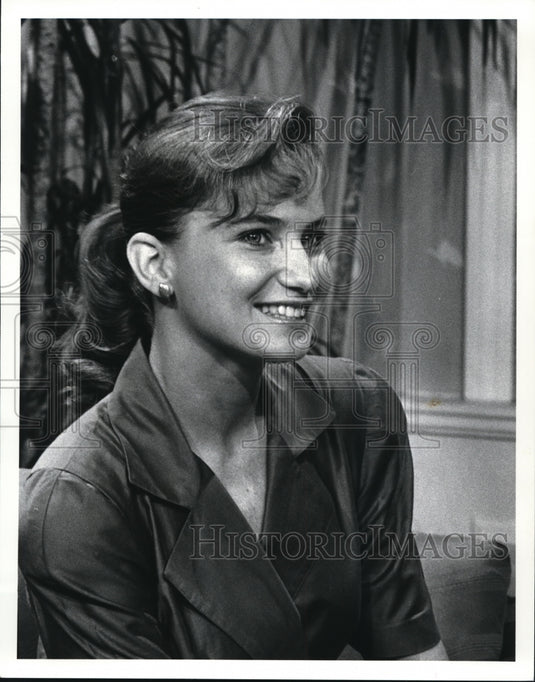 1988 Press Photo Patty Gerard discusses new exercise program for kids - Historic Images