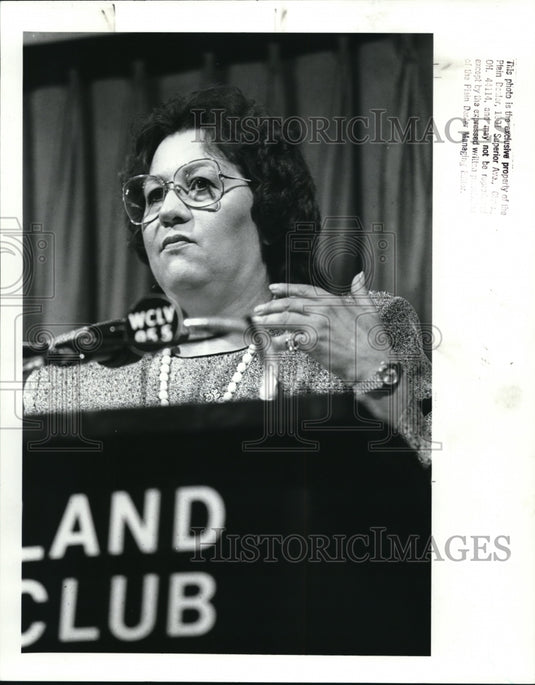 1988 Press Photo Judge Joyce J. George addresses the forum - Historic Images