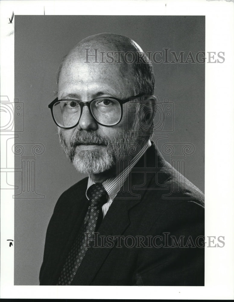1989 Press Photo Bert Ely The man who predicted the Thrift Crisis - Historic Images