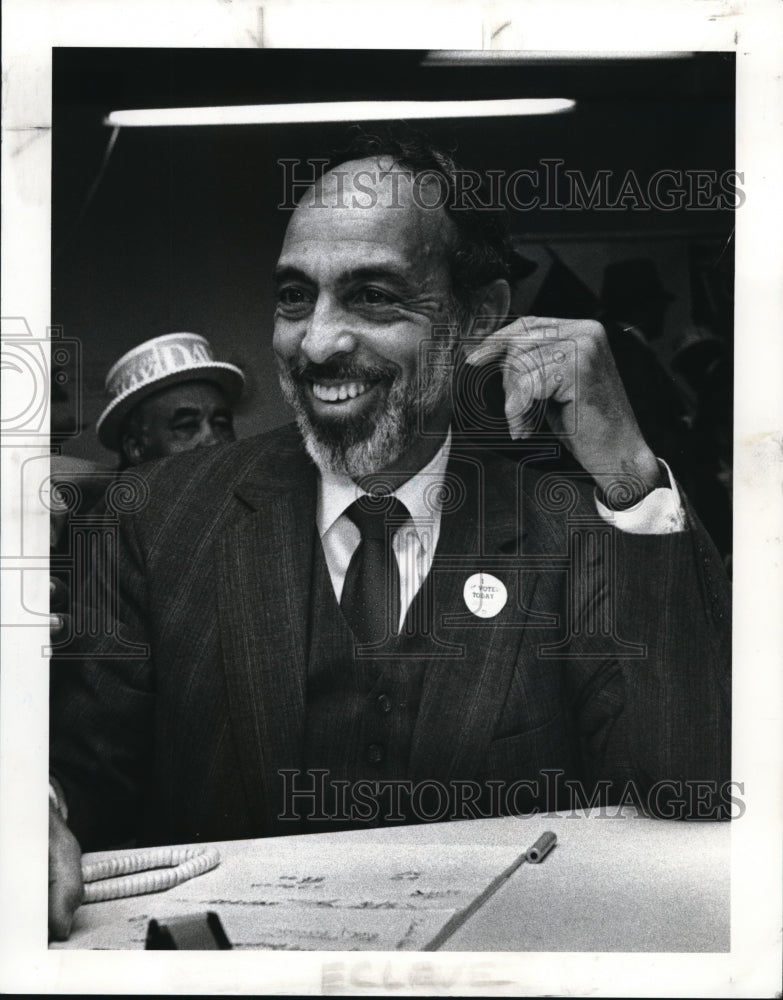 1989 Press Photo Mayor Wallas D. Davis - Historic Images