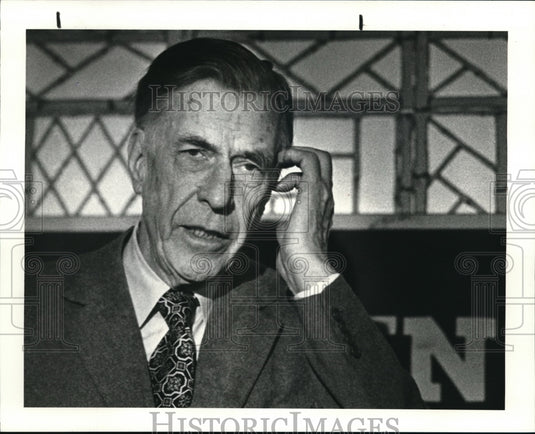 1983 Press Photo John K. Galbrith at Oberlin, O., College - Historic Images