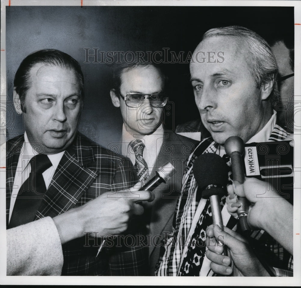 1978 Press Photo Regis A. Gallager announces  Judge&#39;s decision in Police strike - Historic Images