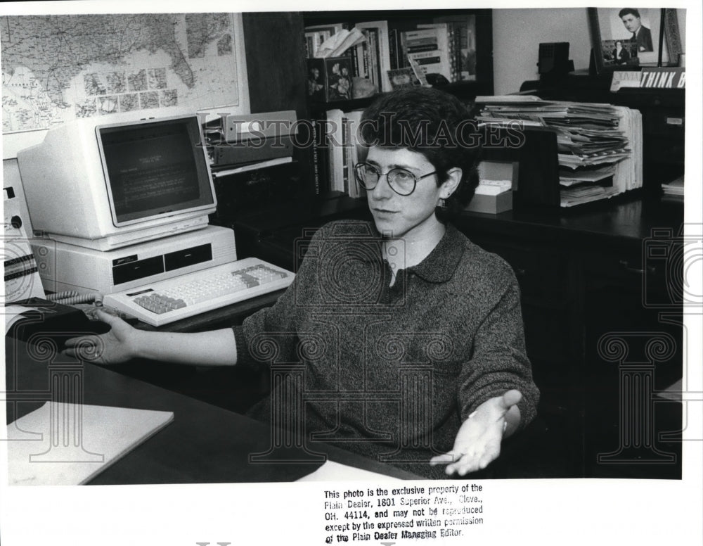 1989 Press Photo Brynna Fish, Musician Manager and Promoter - Historic Images