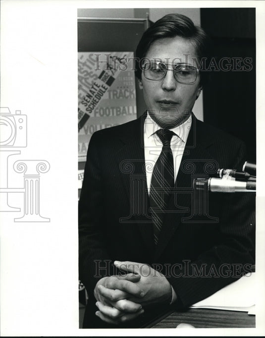 1981 Press Photo John Gallagher announces that he will not seek re-election - Historic Images