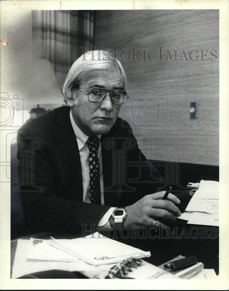 1972, William J. Flynn in his office - cva14510 - Historic Images