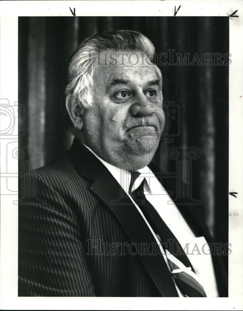 1987 Press Photo Anthony J.Giunta at RTA Meeting - Historic Images