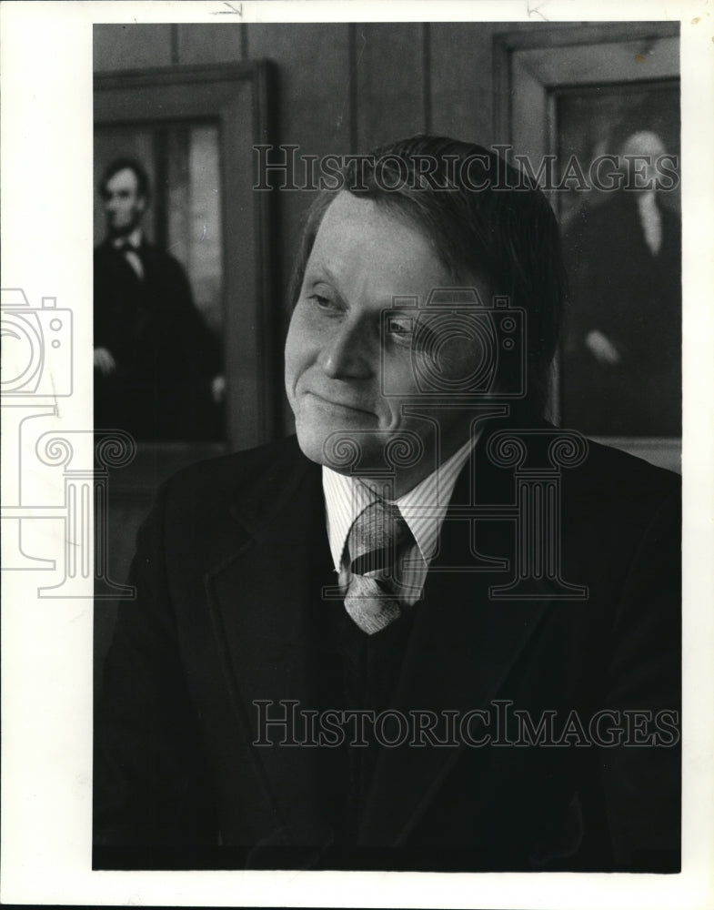 1984 Press Photo Mayor of Olmsted Falls Township - Historic Images