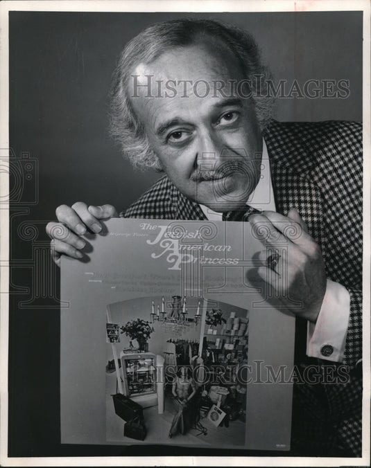 1972 Press Photo George Foster of the Jewish American Princess - Historic Images