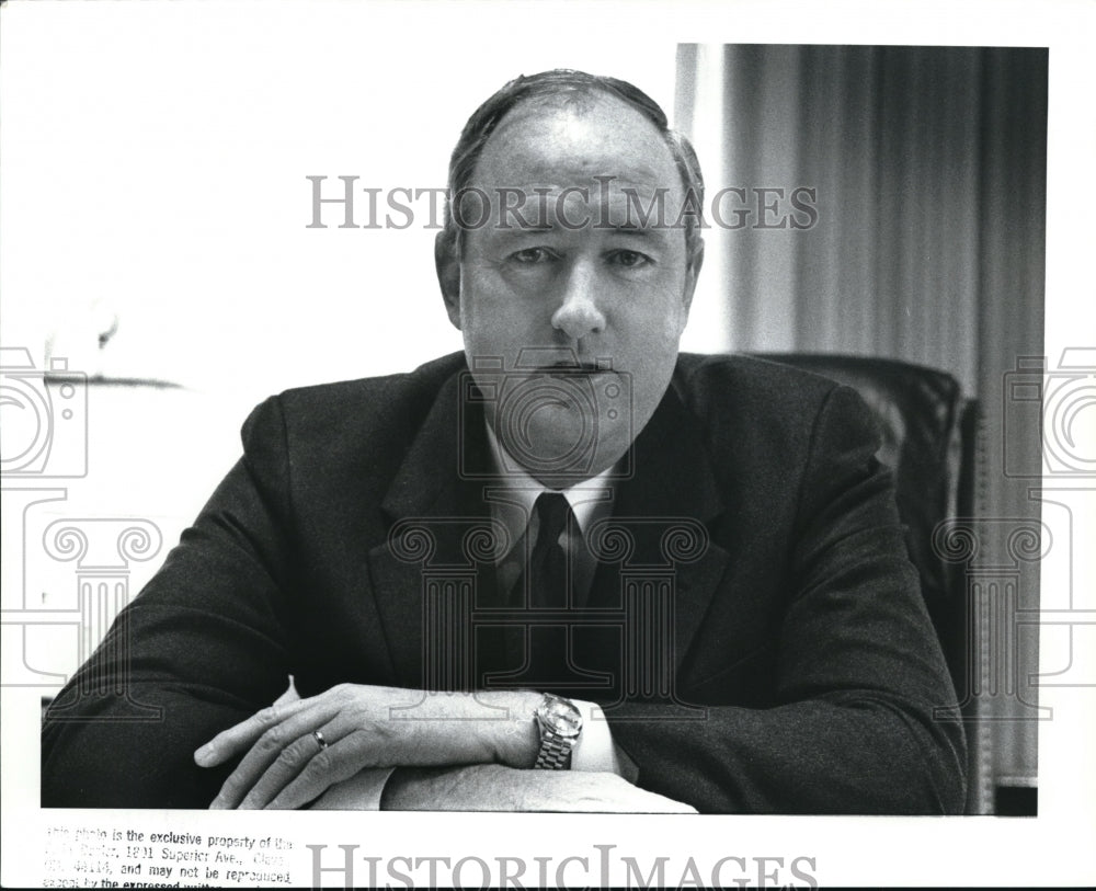 1989 Press Photo Joe Ford Chairman of Alltel Corporation - Historic Images