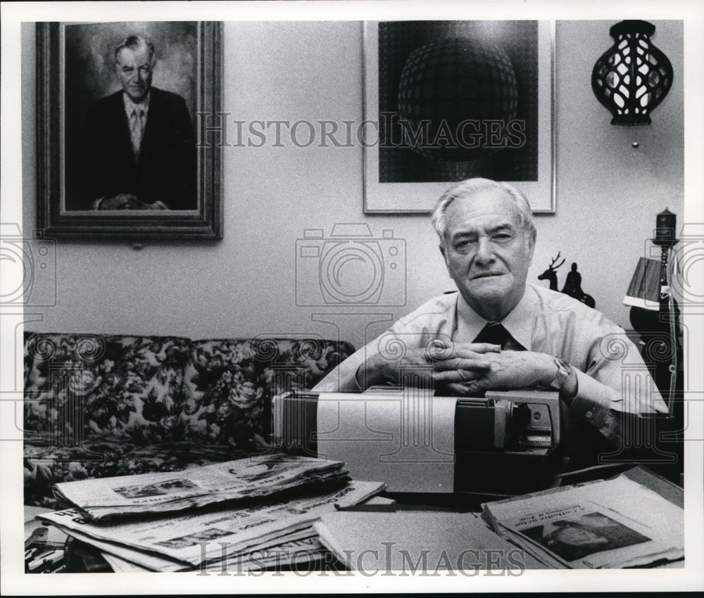 1978 Press Photo Mr. Zoltan Gombos in his study - Historic Images