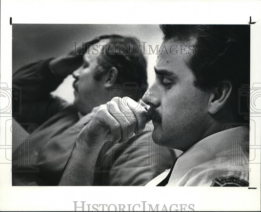 1987 Press Photo Michael Forte of the Mayfield Firemen - Historic Images