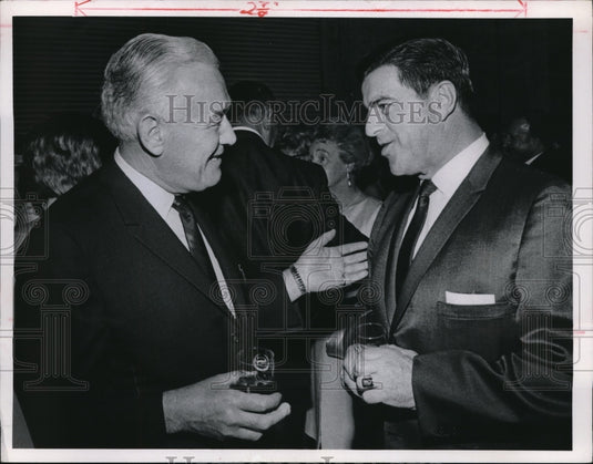 1968 Press Photo Thomas R. Guthrie and Robert Stenger - cva14947 - Historic Images