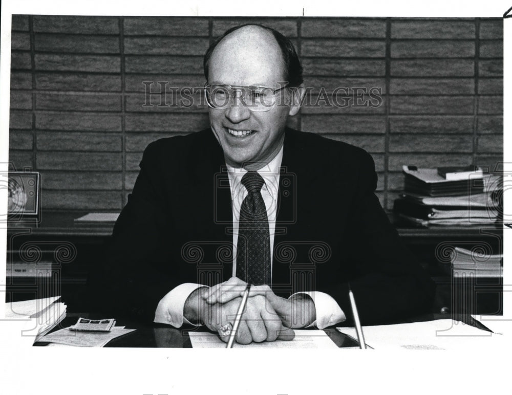 1989 Press Photo Bruce C. Gilbert President of the Ohio Contractors Assn. - Historic Images