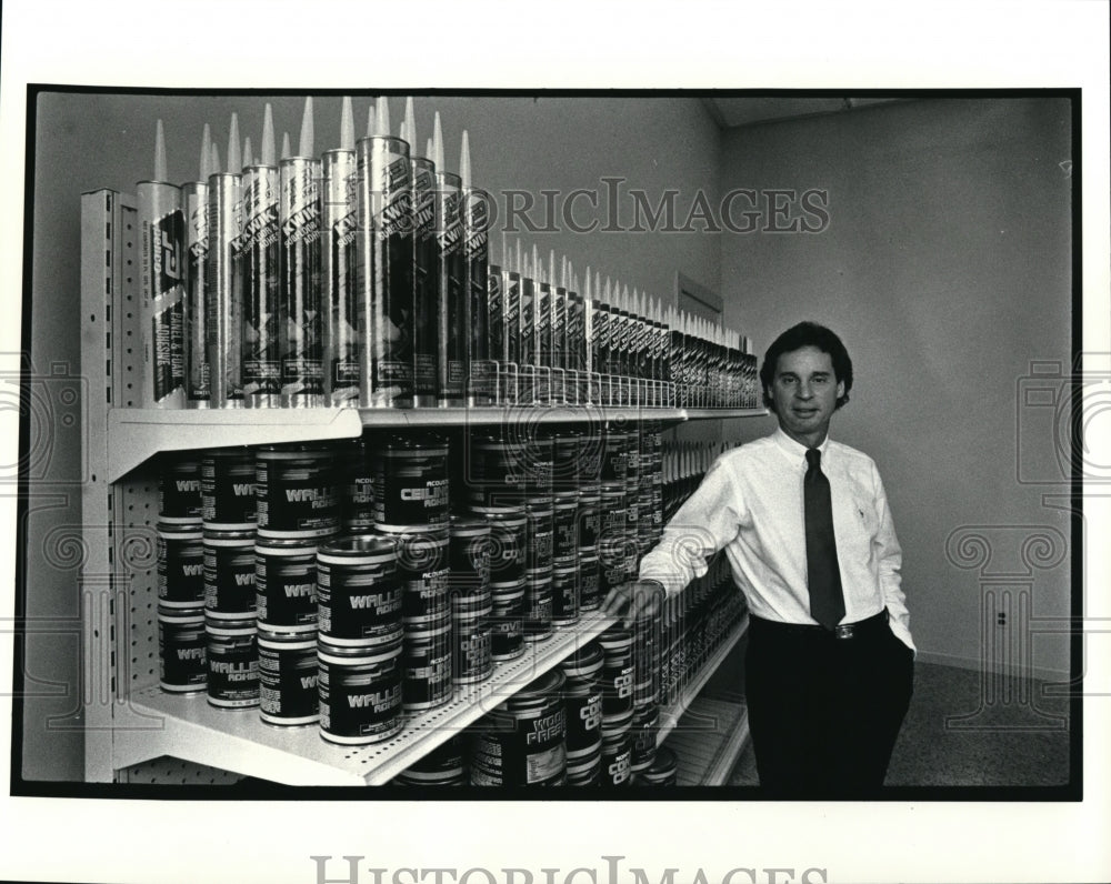 1986 Press Photo  Gary Golenberg is the president of Penco - Historic Images