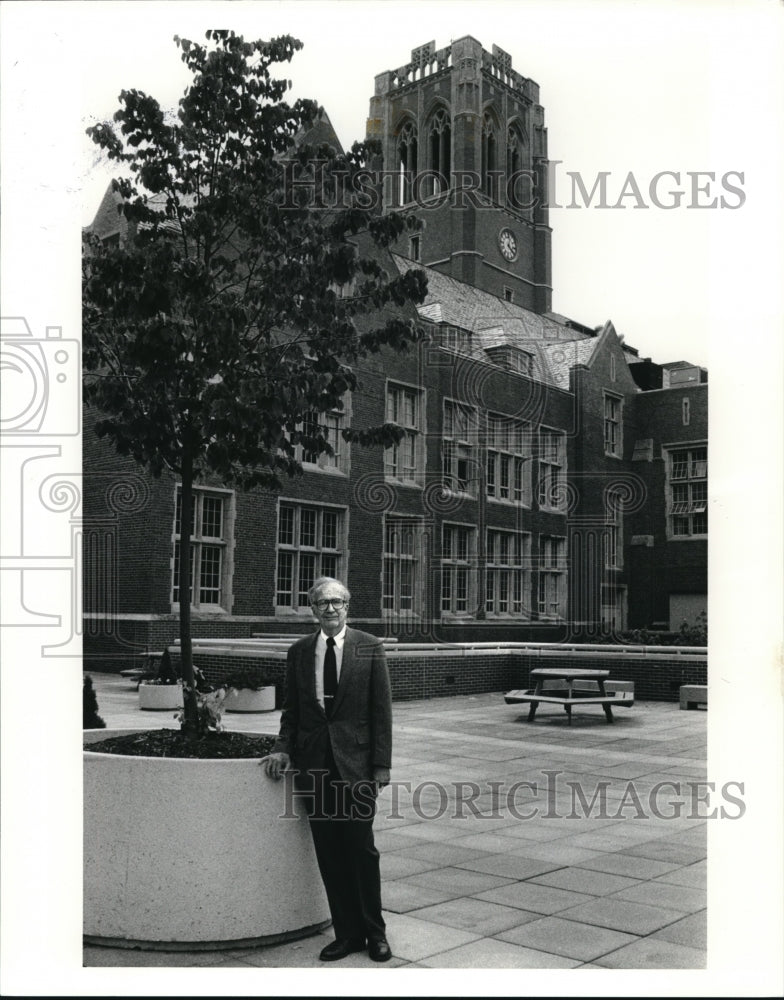 1990 Press Photo Robert Ginn, Professor at John Carroll University - cva15055 - Historic Images