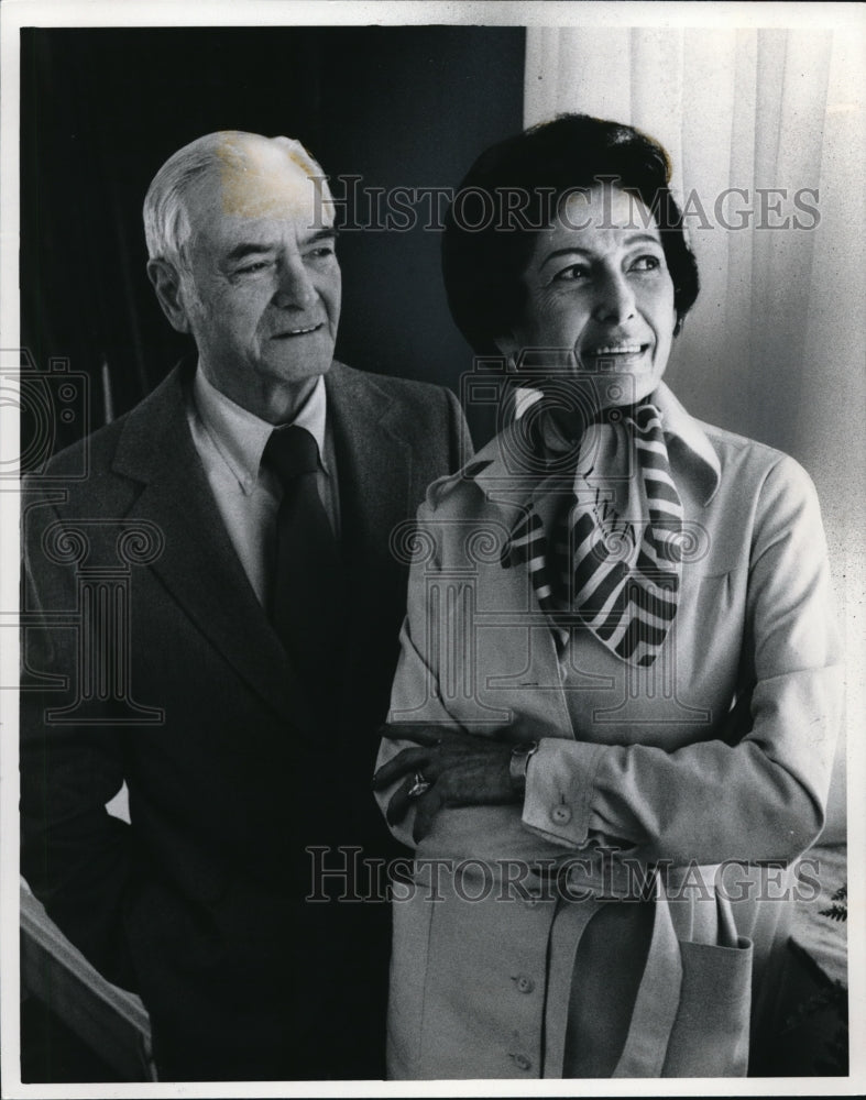 1978 Press Photo Zolton and lenke Gombo swere the publisher of Hungarian paper - Historic Images