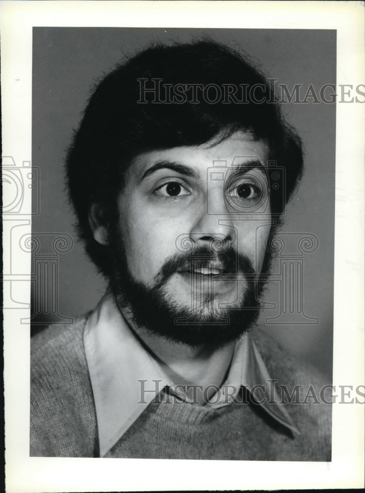 1979, Lee C. Gordon is a copy editor - Historic Images