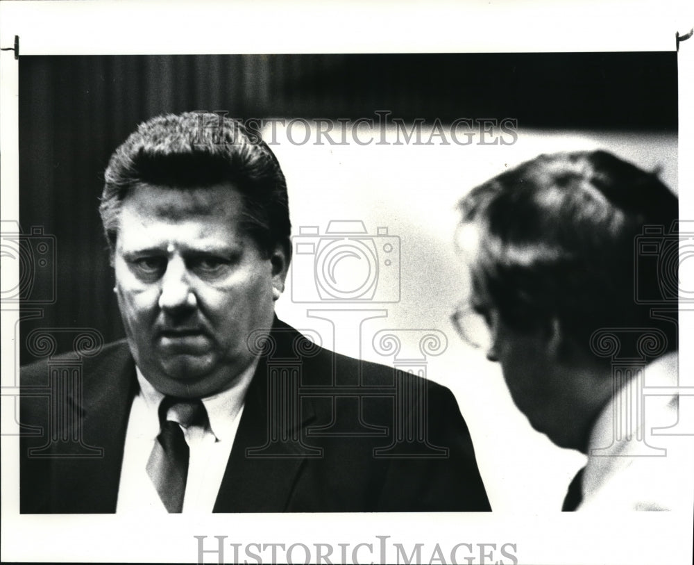 1987 Press Photo James Haberek, Clerk of Court Parma - Historic Images