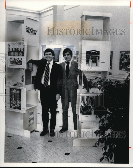 1976 Press Photo The producers of Cleveland restoration Festival, William Greer - Historic Images