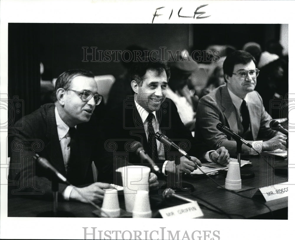 1988 Press Photo Honorable Burt W. Griffin, Judge of Common Pleas - Historic Images