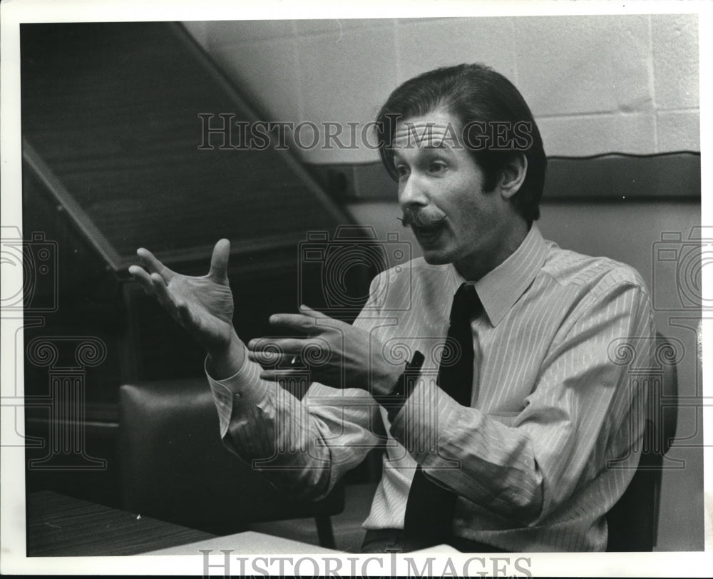 1990 Press Photo Dr.Bryan Grotte at Case Medical School - cva15751 - Historic Images