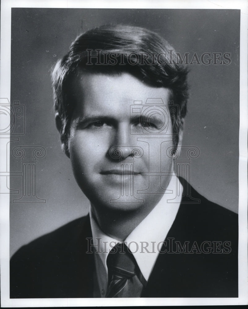 1975, The new Headmaster of Hathaway Brown School Bancroft F. Greene - Historic Images