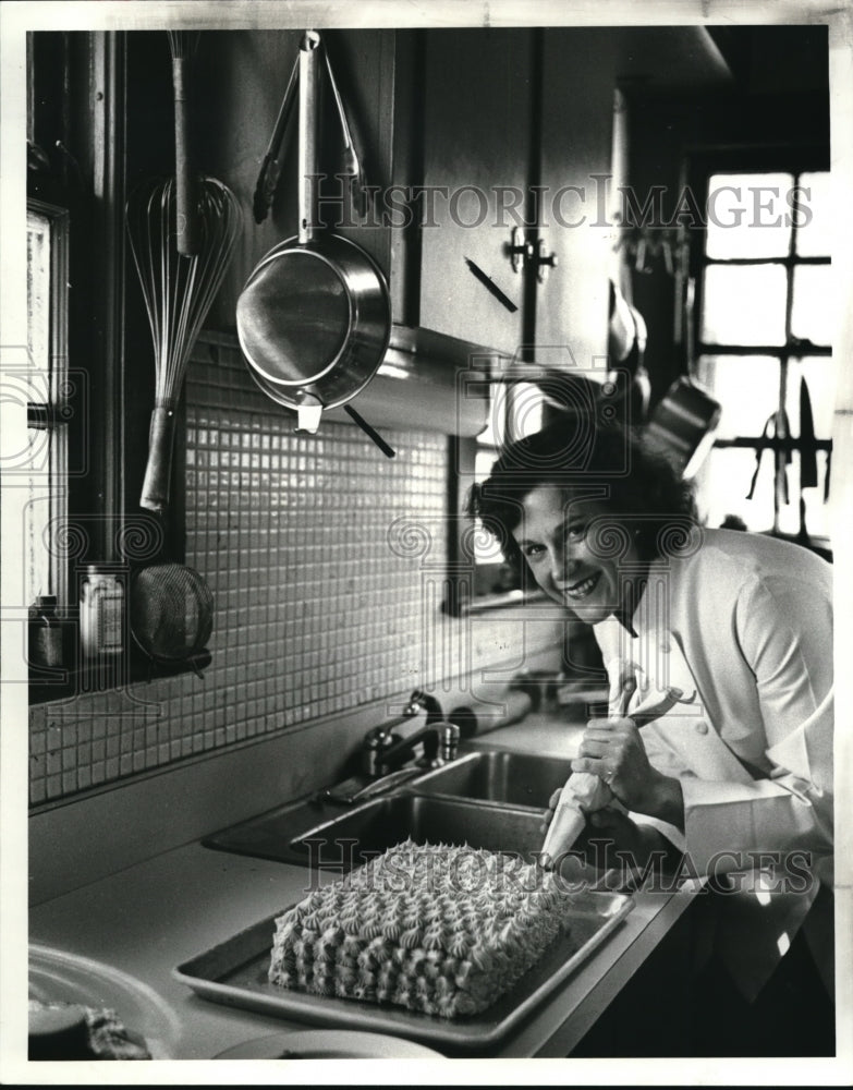 1982 Press Photo Chef Pamela caterer and Gourment Cook - Historic Images