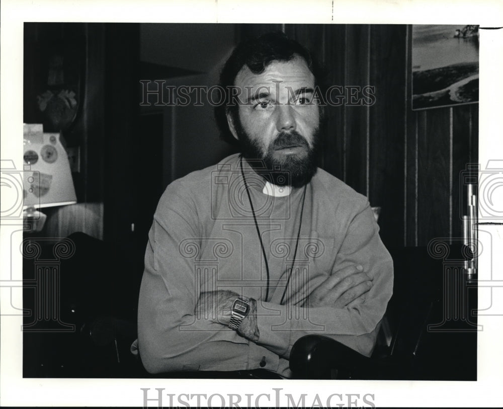 1990 Press Photo Reverend Barry Gray Visits Ohio Churches - cva16299 - Historic Images