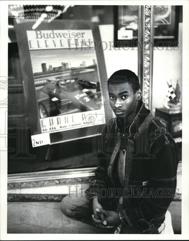 1986 Press Photo  Daryl Harris and his award winning Budweiser Grand Prix - Historic Images