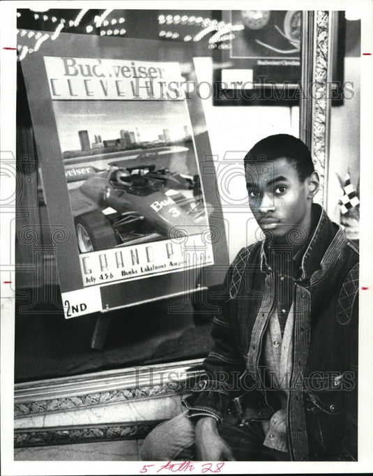 1986 Press Photo Daryl Harris and his award winning Budweiser Grand Prix - Historic Images