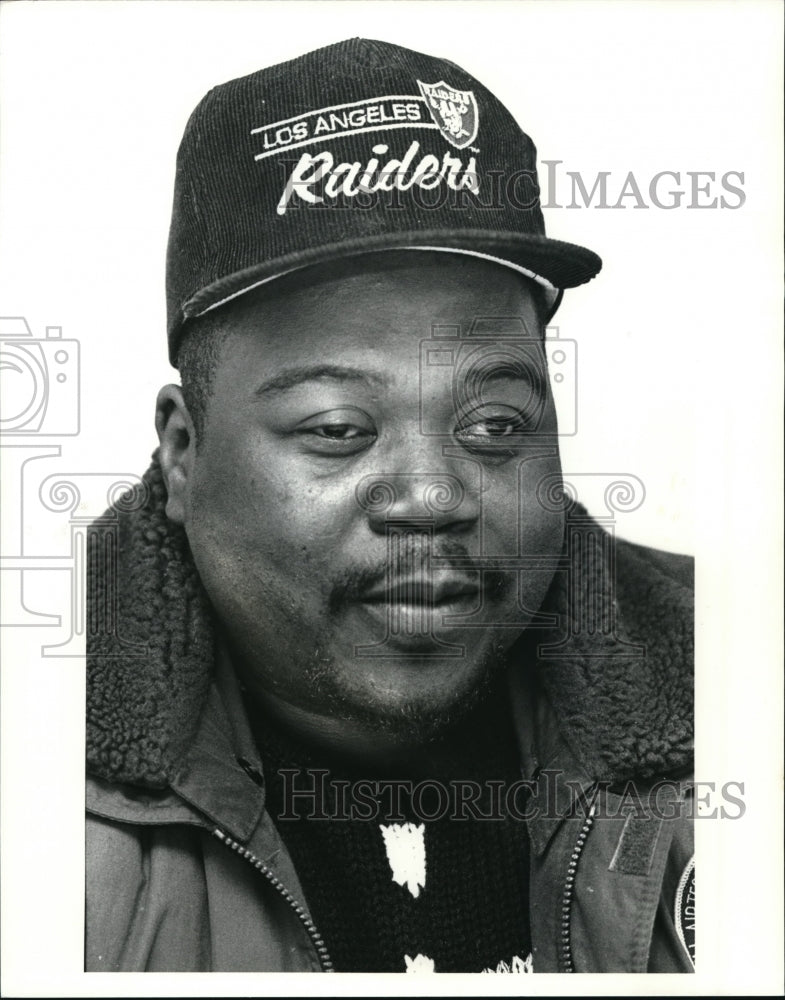 1990 Press Photo Gilbert Harrison County Whistleblower - cva16451 - Historic Images