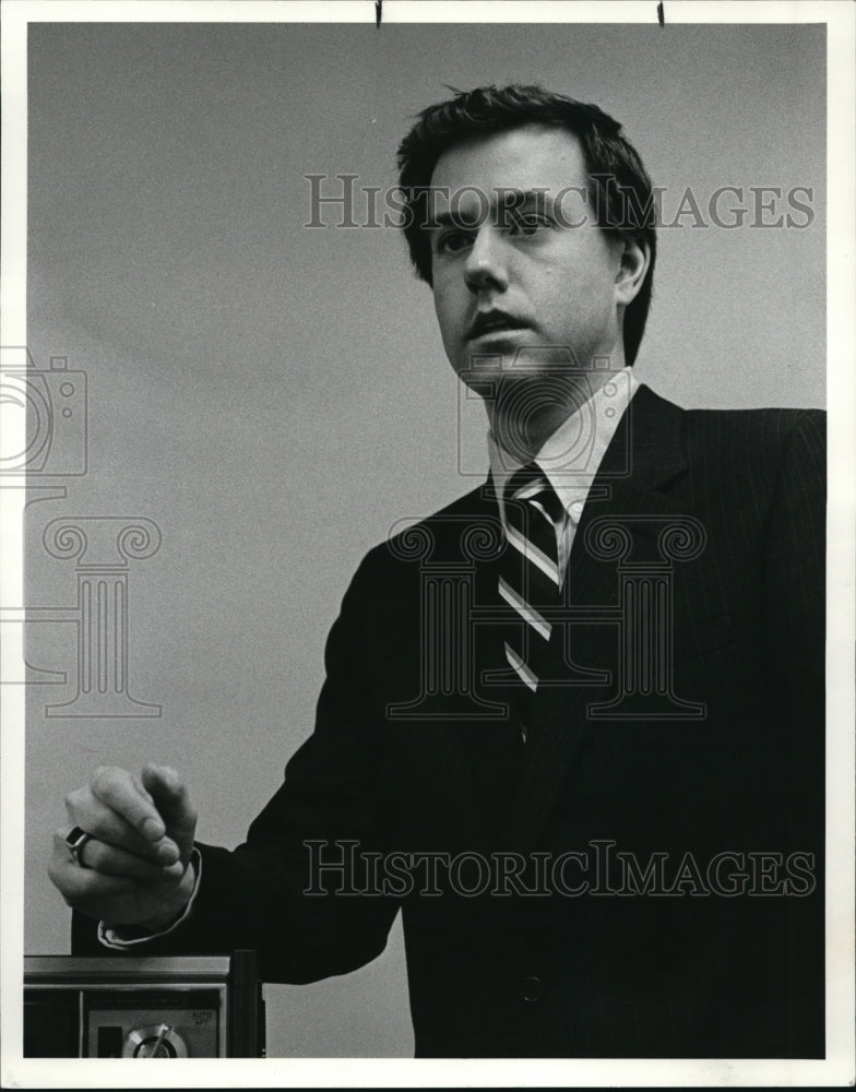 1985 Press Photo Scott Halm Society Bank Vice President - Historic Images