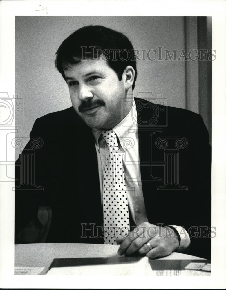 1986 Press Photo Steve Hartzler, President Ohio Mortgage Bankers Association - Historic Images