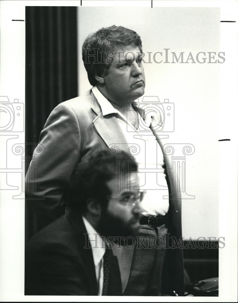 1987 Press Photo Charles Hardin &amp; B. Bondsman is sentenced by Judge James Sweeny - Historic Images